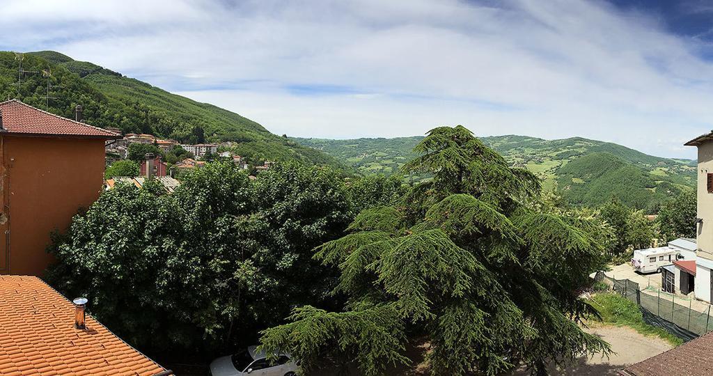 Albergo Ristorante La Torretta كاستليوني دي بيبولي المظهر الخارجي الصورة
